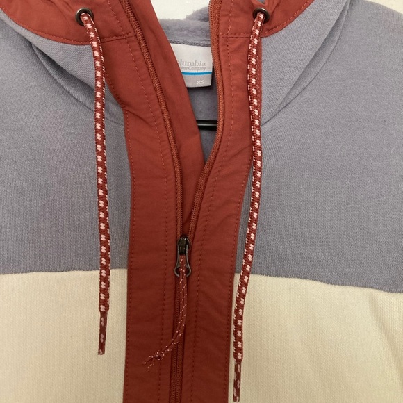 Columbia Woman’s Colorblock Pullover Hoodie – XS – New Without Tags - Picture 3 of 4